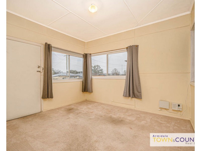 193 Chapel Street, Armidale NSW 2350