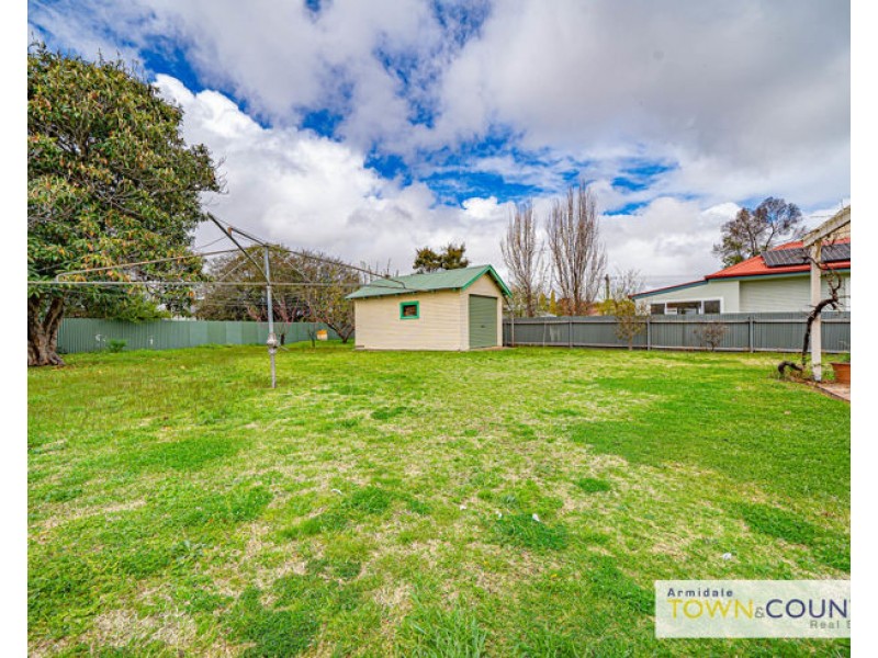 193 Chapel Street, Armidale NSW 2350