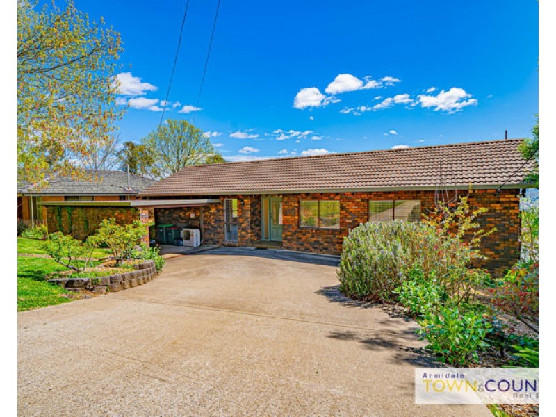 49 Garibaldi Street, Armidale NSW 2350