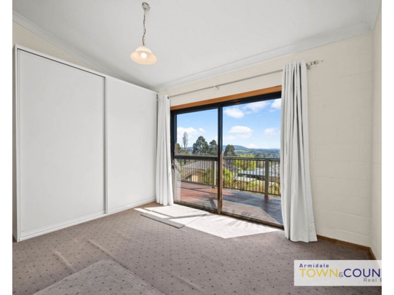 49 Garibaldi Street, Armidale NSW 2350