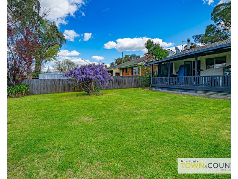 45 Niagara Street, Armidale NSW 2350