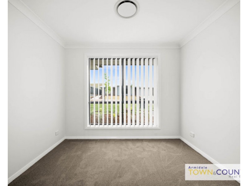 11 Pasture Street, Armidale NSW 2350