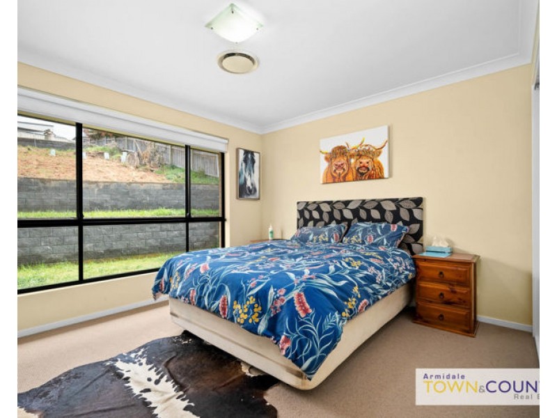 30 Golden Grove, Armidale NSW 2350