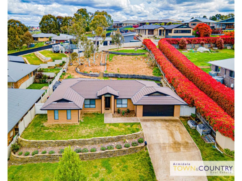 30 Golden Grove, Armidale NSW 2350