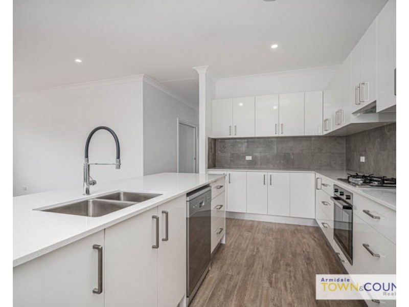 20 Grandview Crescent, Armidale NSW 2350