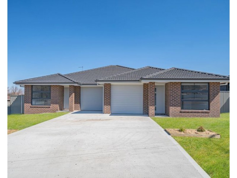 2/2 Ailsa Crescent, Armidale NSW 2350