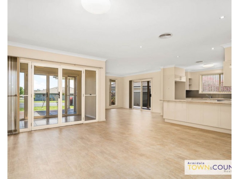 5 Rusden Court, Armidale NSW 2350