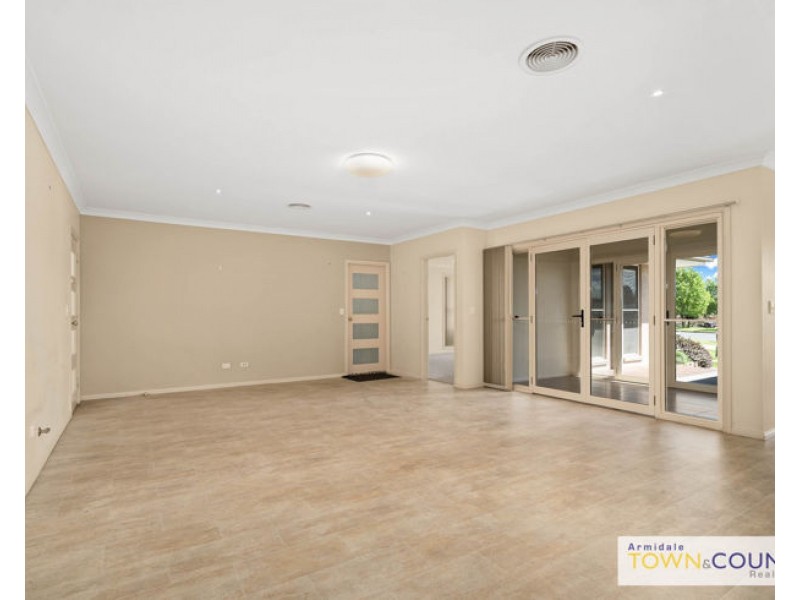 5 Rusden Court, Armidale NSW 2350