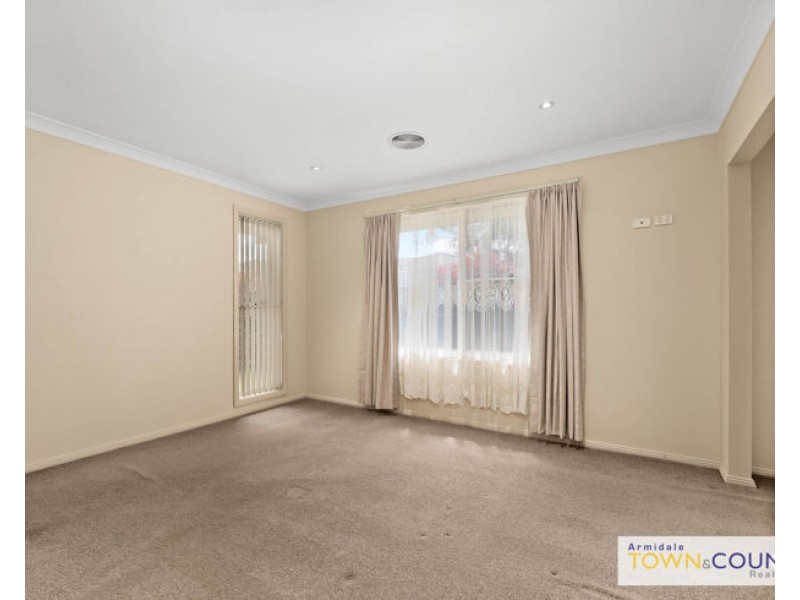 5 Rusden Court, Armidale NSW 2350