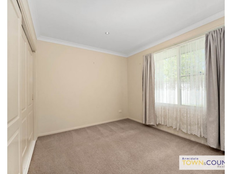 5 Rusden Court, Armidale NSW 2350