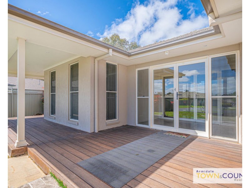 5 Rusden Court, Armidale NSW 2350