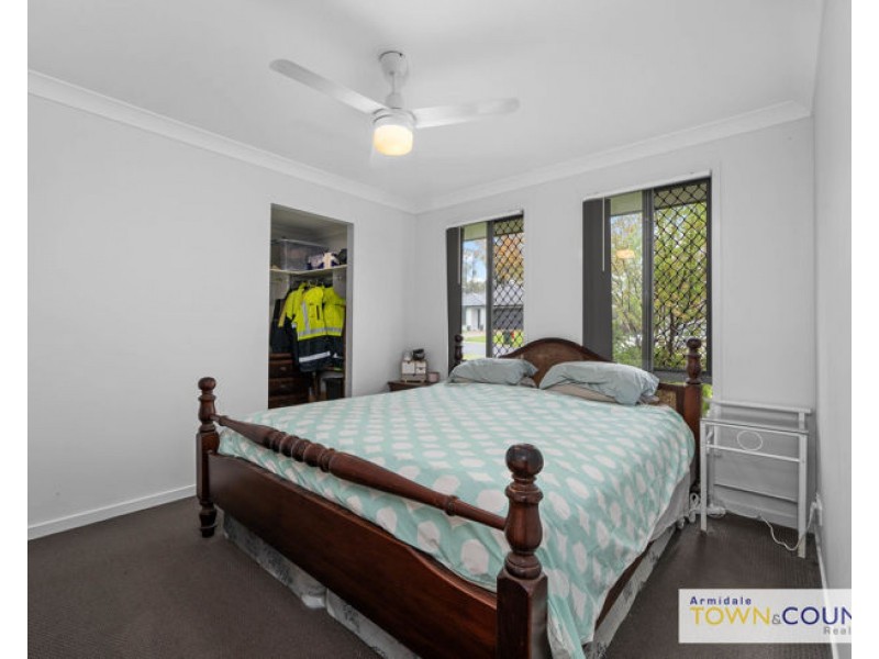 34 Claret Ash Drive, Guyra NSW 2365