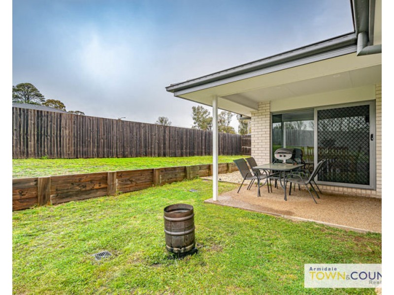 34 Claret Ash Drive, Guyra NSW 2365