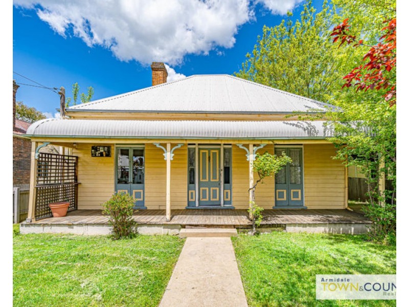 182 Brown Street, Armidale NSW 2350