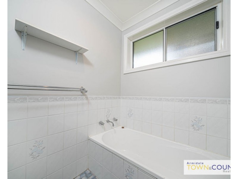 15 Napier Court, Armidale NSW 2350