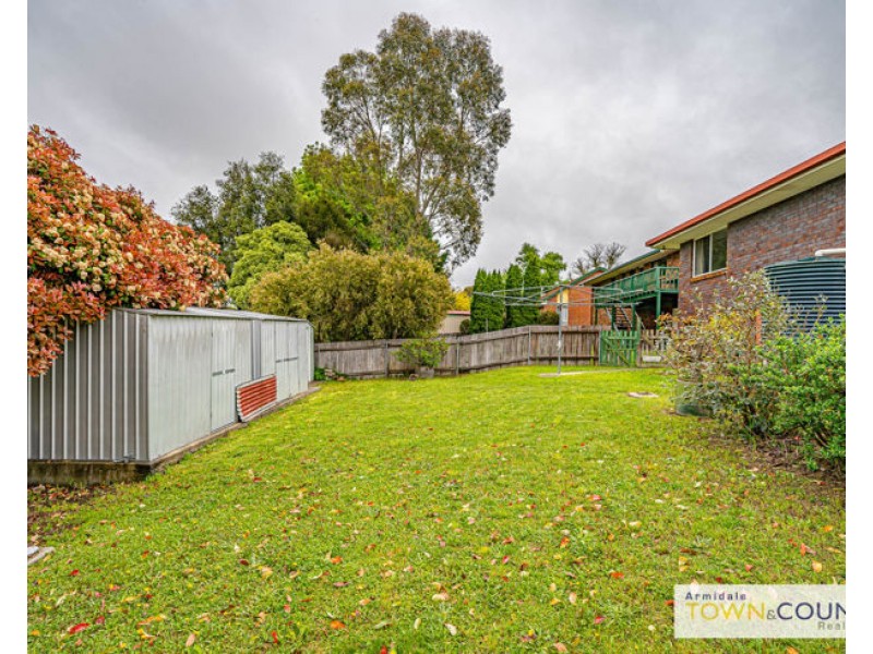 15 Napier Court, Armidale NSW 2350