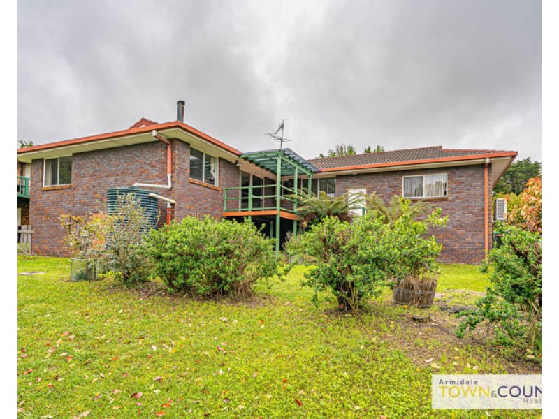 15 Napier Court, Armidale NSW 2350