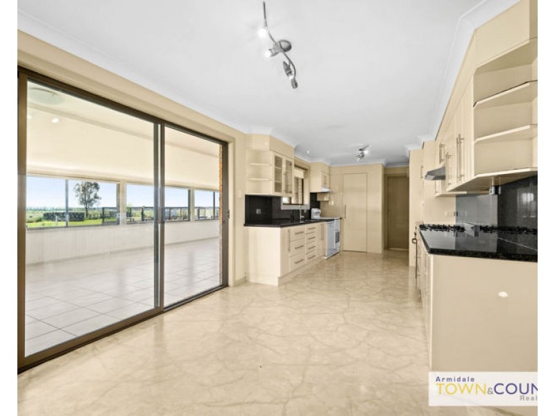 911 Castledoyle Road, Armidale NSW 2350