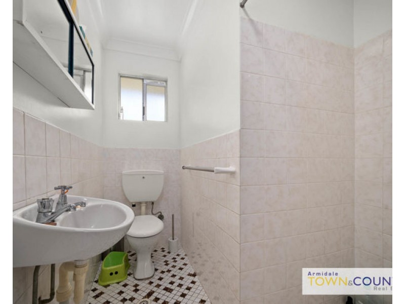 2 Kenalmac Avenue, Armidale NSW 2350