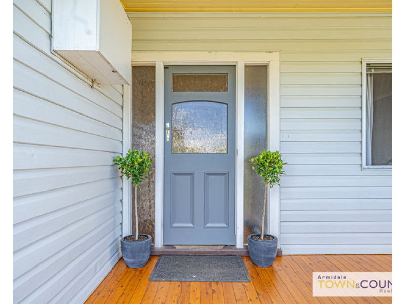 133 Jeffrey Street, Armidale NSW 2350