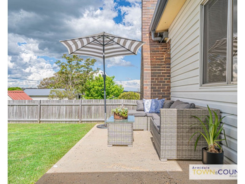 133 Jeffrey Street, Armidale NSW 2350