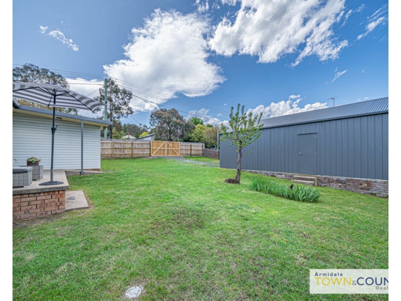 133 Jeffrey Street, Armidale NSW 2350