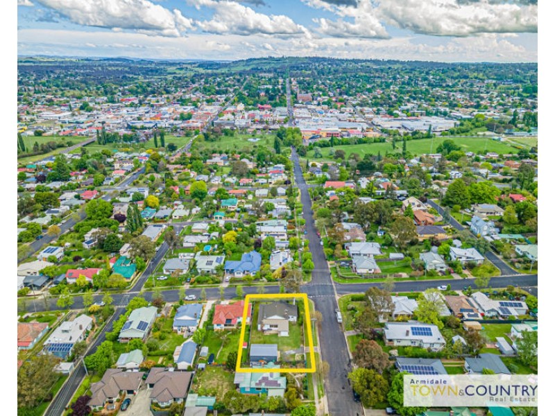 133 Jeffrey Street, Armidale NSW 2350
