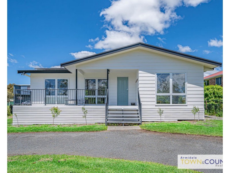 48 Queen Street, Uralla NSW 2358