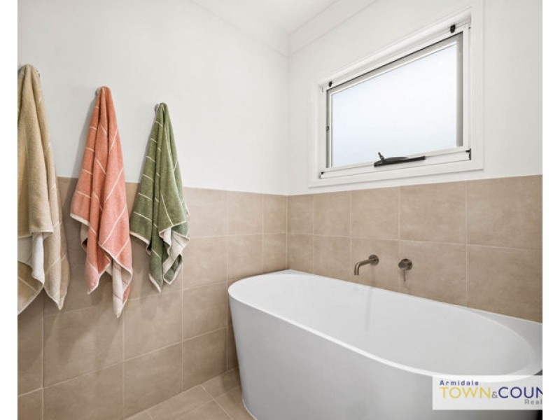 48 Queen Street, Uralla NSW 2358