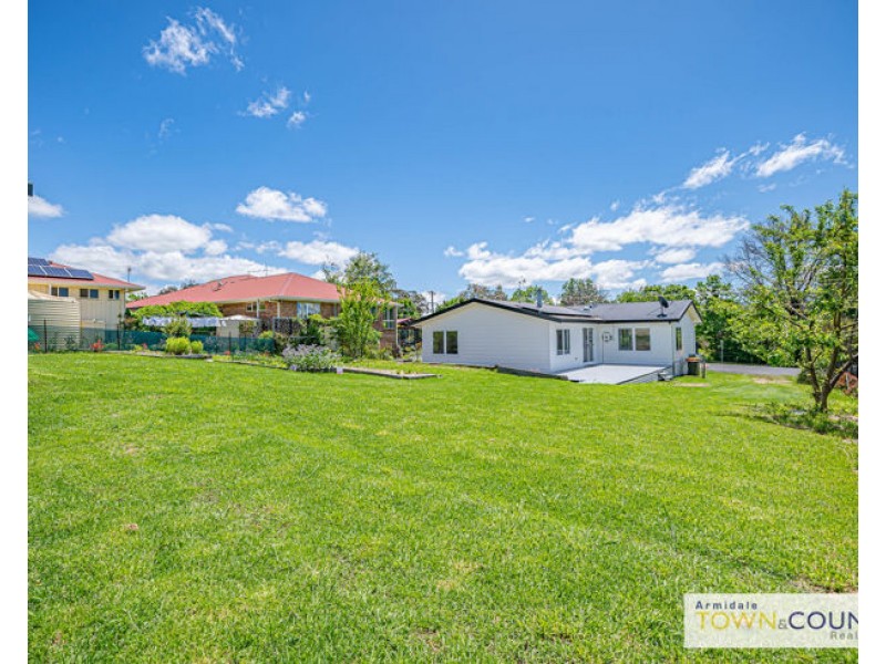 48 Queen Street, Uralla NSW 2358