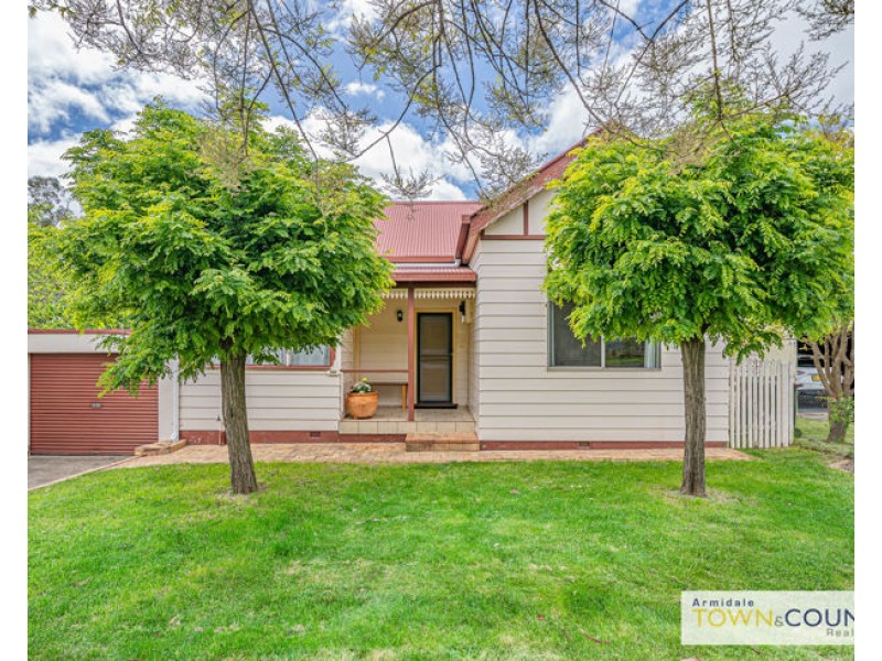 103 Butler Street, Armidale NSW 2350