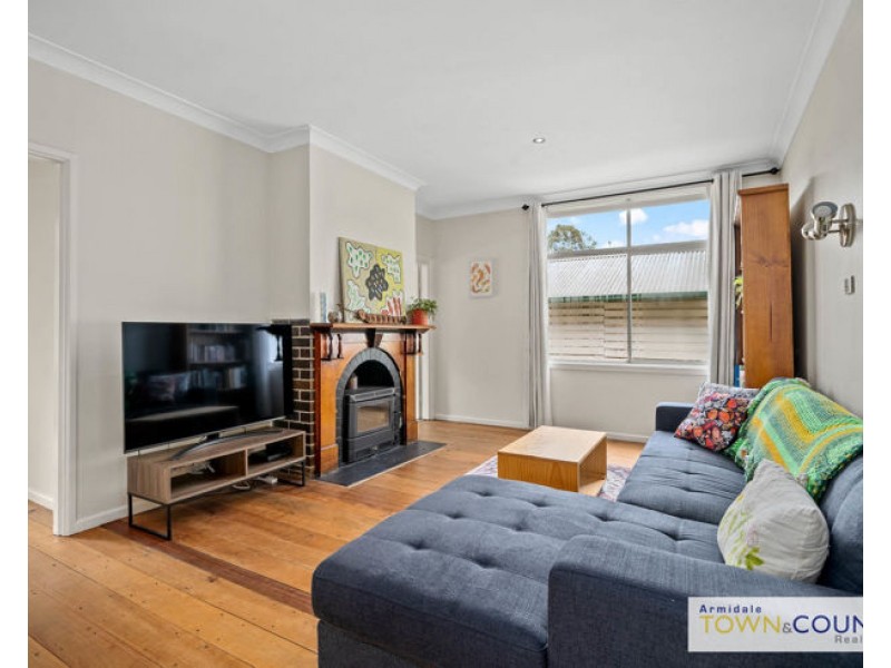 103 Butler Street, Armidale NSW 2350