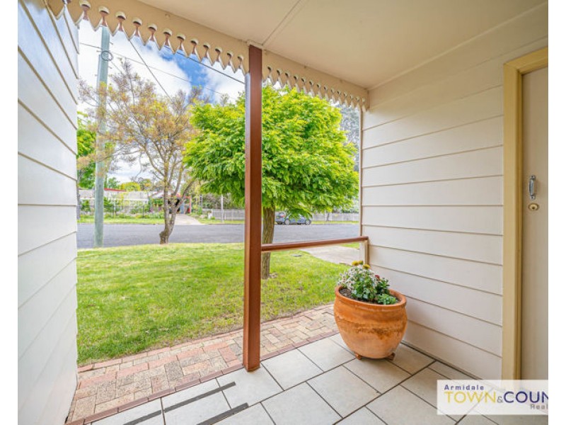 103 Butler Street, Armidale NSW 2350