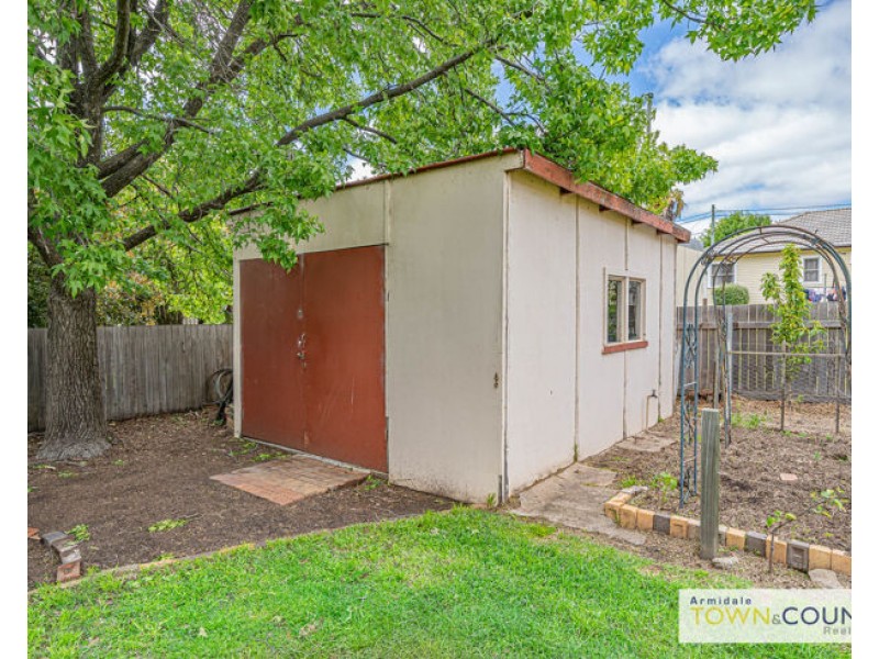 103 Butler Street, Armidale NSW 2350
