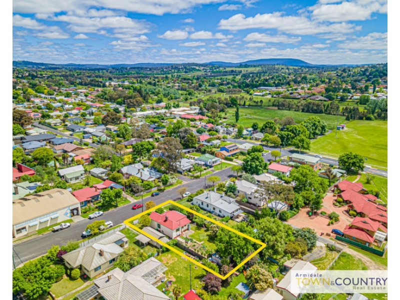 103 Butler Street, Armidale NSW 2350