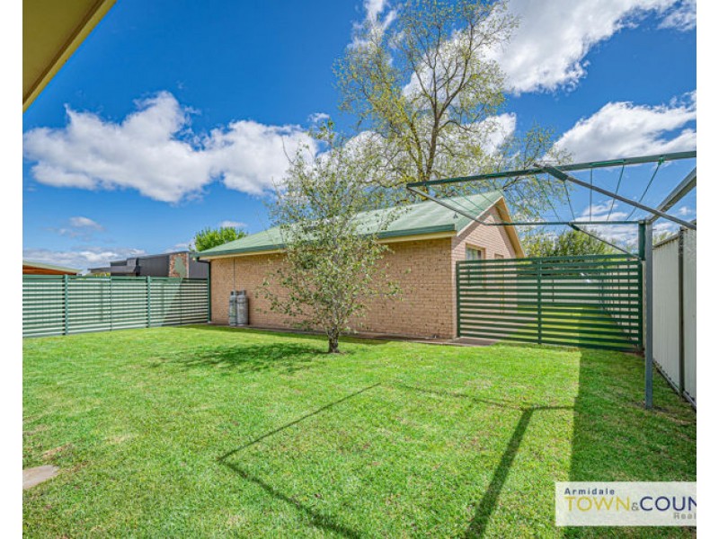 3 Oliver Avenue, Armidale NSW 2350