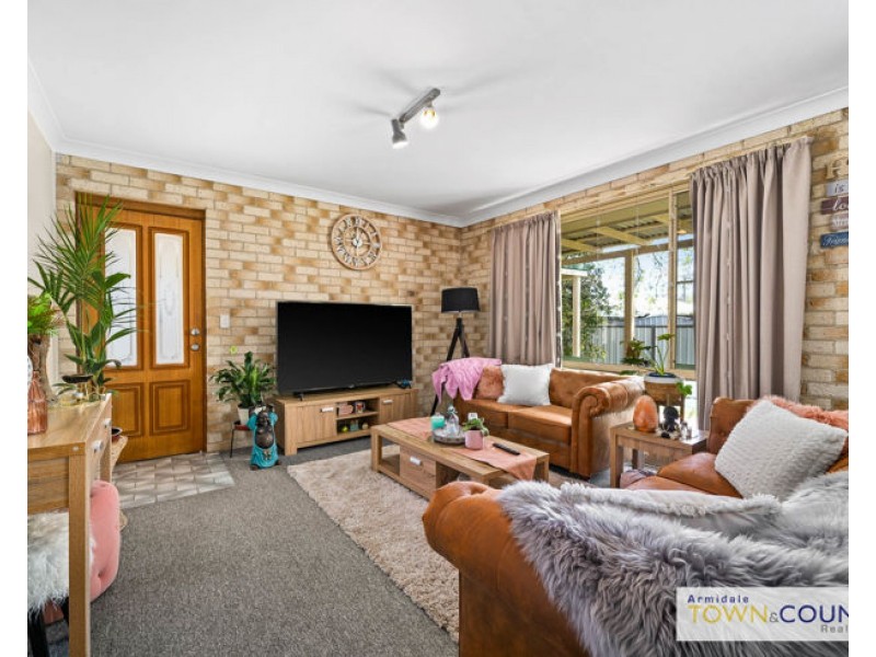 3 Oliver Avenue, Armidale NSW 2350