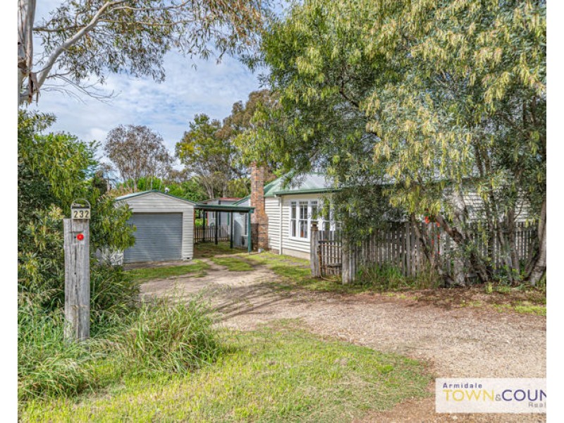 232 Donnelly Street, Armidale NSW 2350