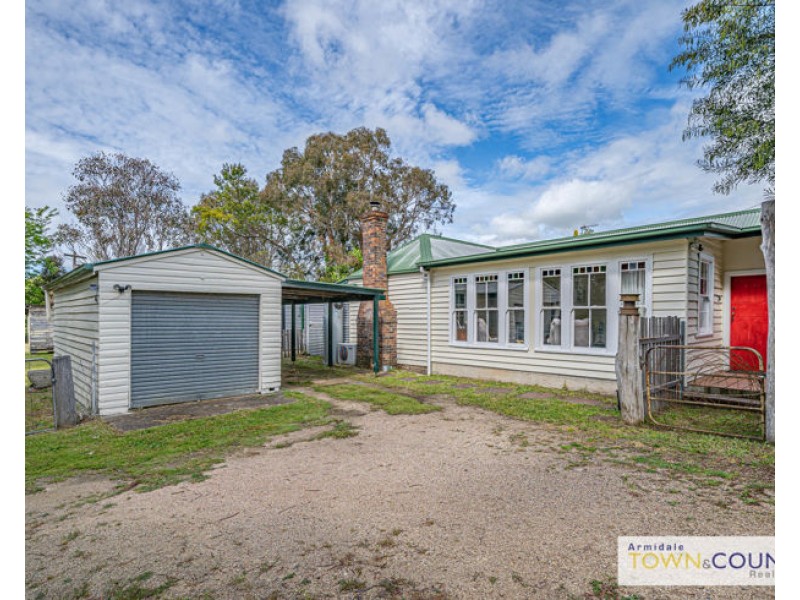 232 Donnelly Street, Armidale NSW 2350