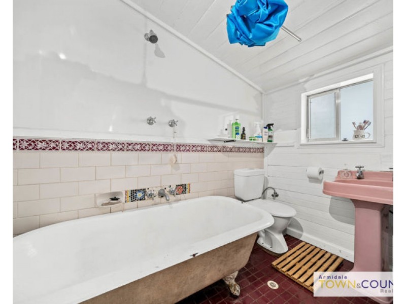 232 Donnelly Street, Armidale NSW 2350