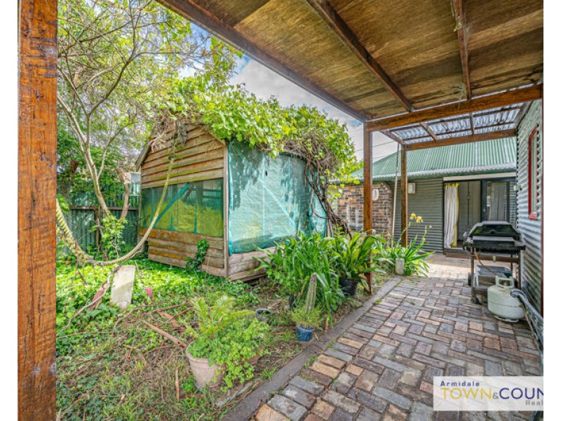 232 Donnelly Street, Armidale NSW 2350