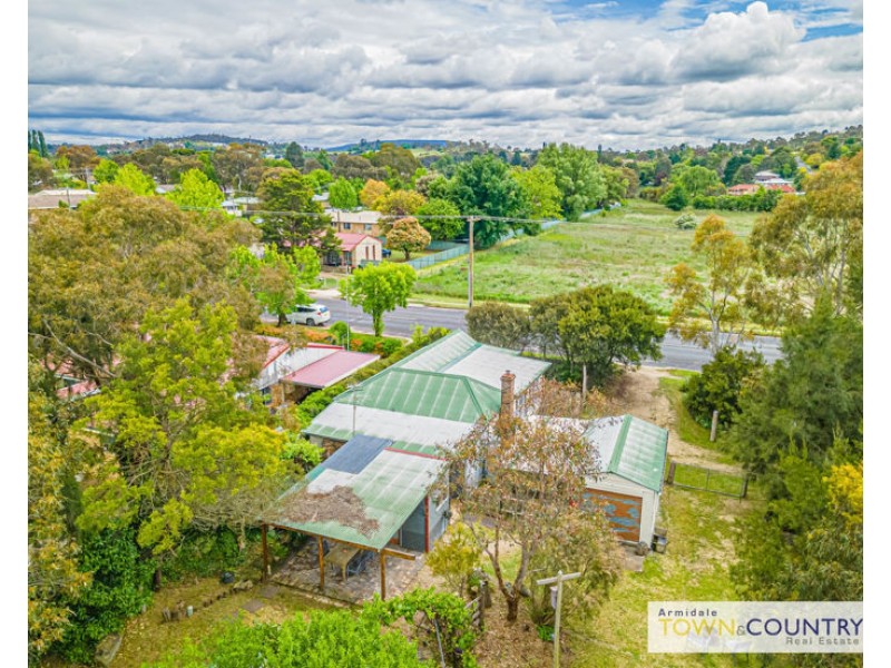 232 Donnelly Street, Armidale NSW 2350