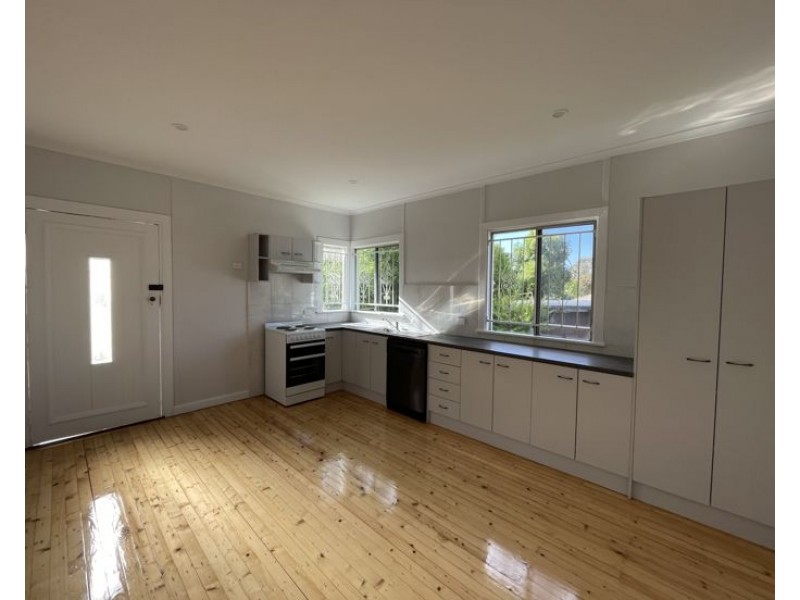 27 Northcott Street, Armidale NSW 2350