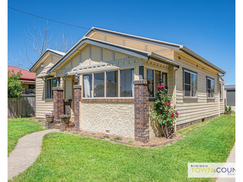 140 Markham Street, Armidale NSW 2350