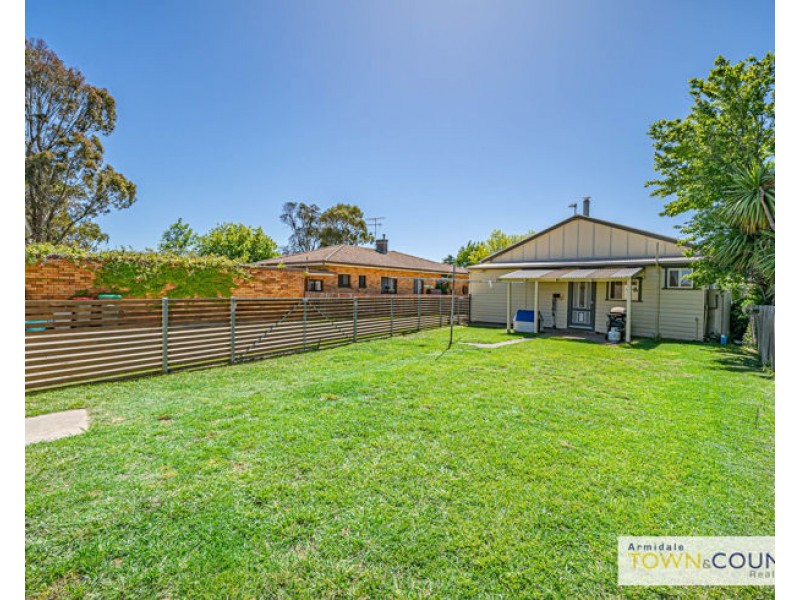 140 Markham Street, Armidale NSW 2350