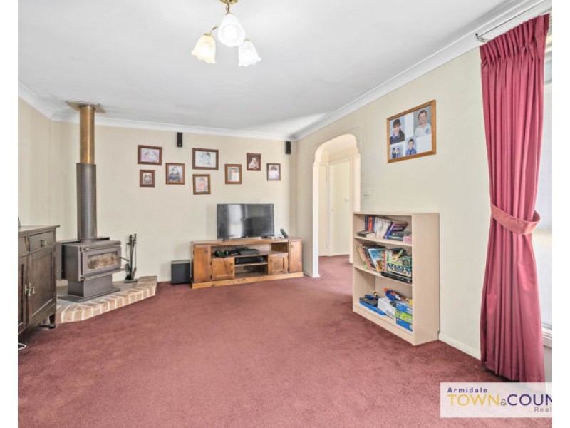 4 Newling Avenue, Armidale NSW 2350