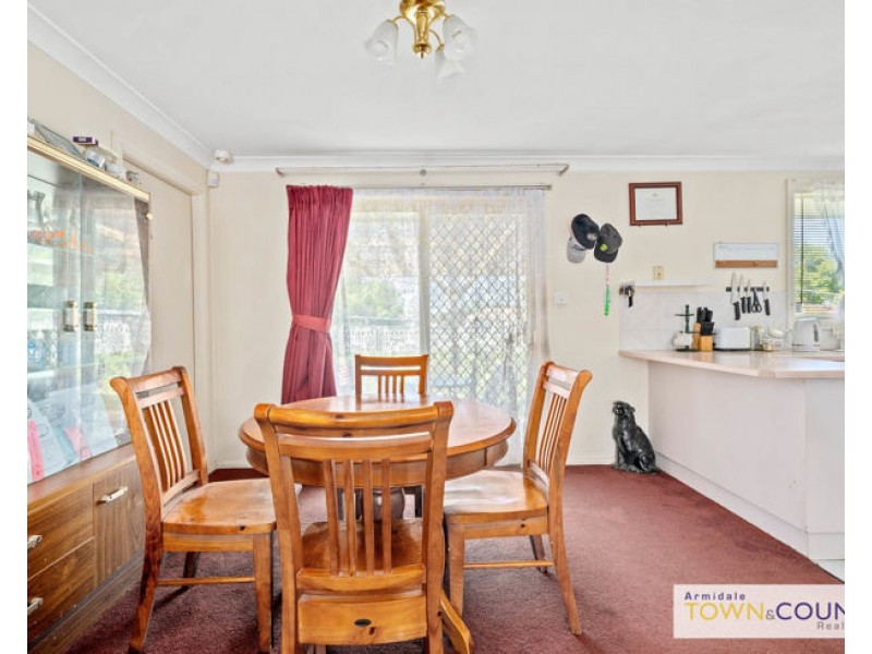 4 Newling Avenue, Armidale NSW 2350