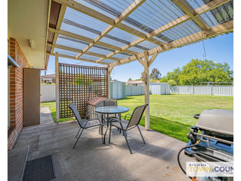 4 Newling Avenue, Armidale NSW 2350
