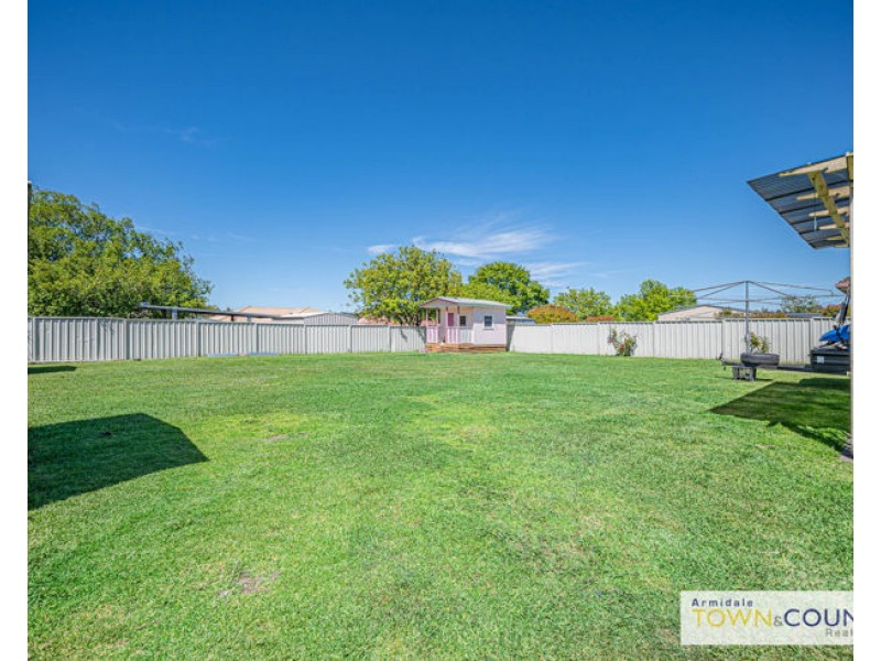 4 Newling Avenue, Armidale NSW 2350