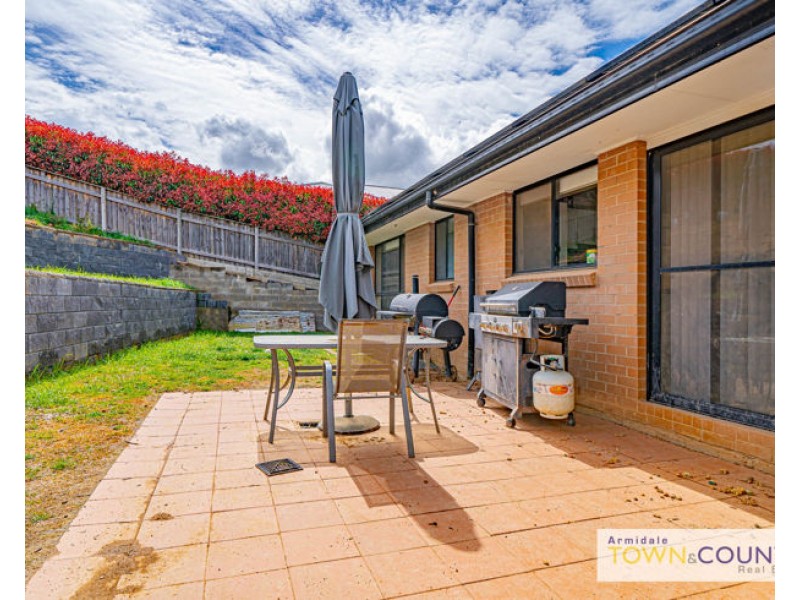 30 Golden Grove, Armidale NSW 2350